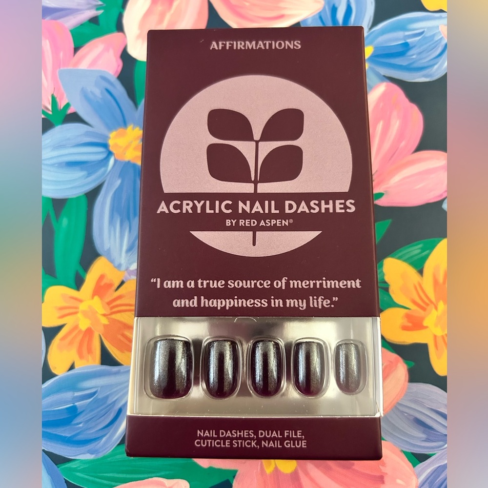 Red Aspen-Marion is Merry, Short Square Press On Nails Kit!! Deep Dark Purple!!